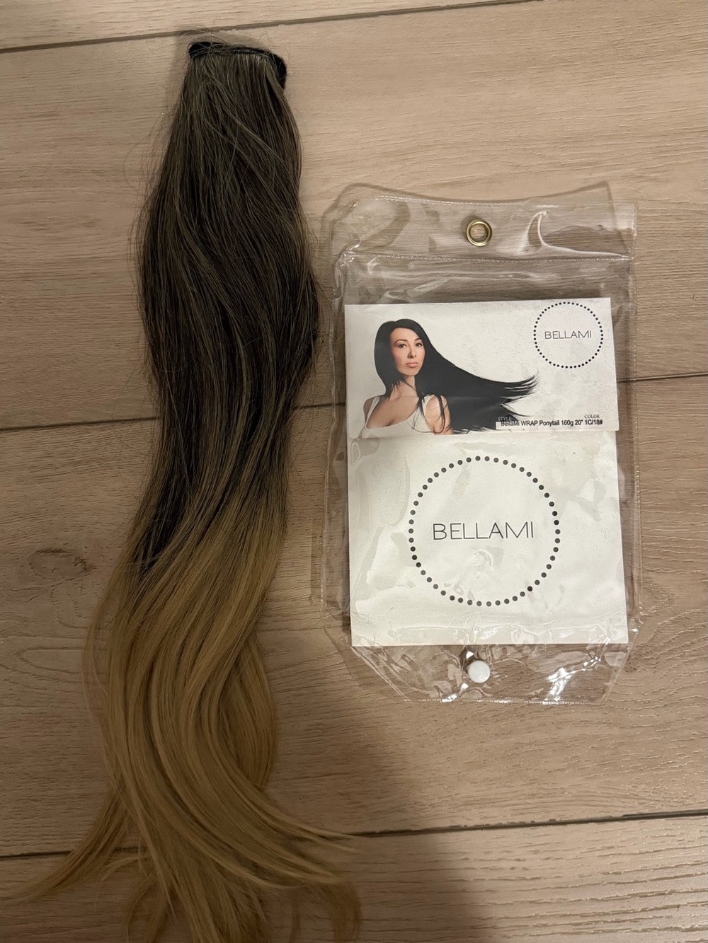 BELLAMI Ombre Clip-In pony tail  Extension in Dark Brown to Blonde